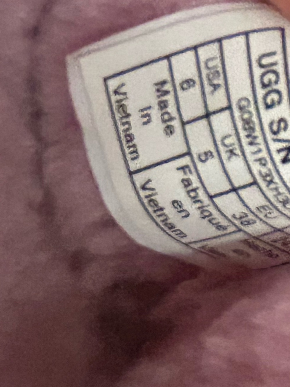 Pink UGGS - Picture 6 of 6